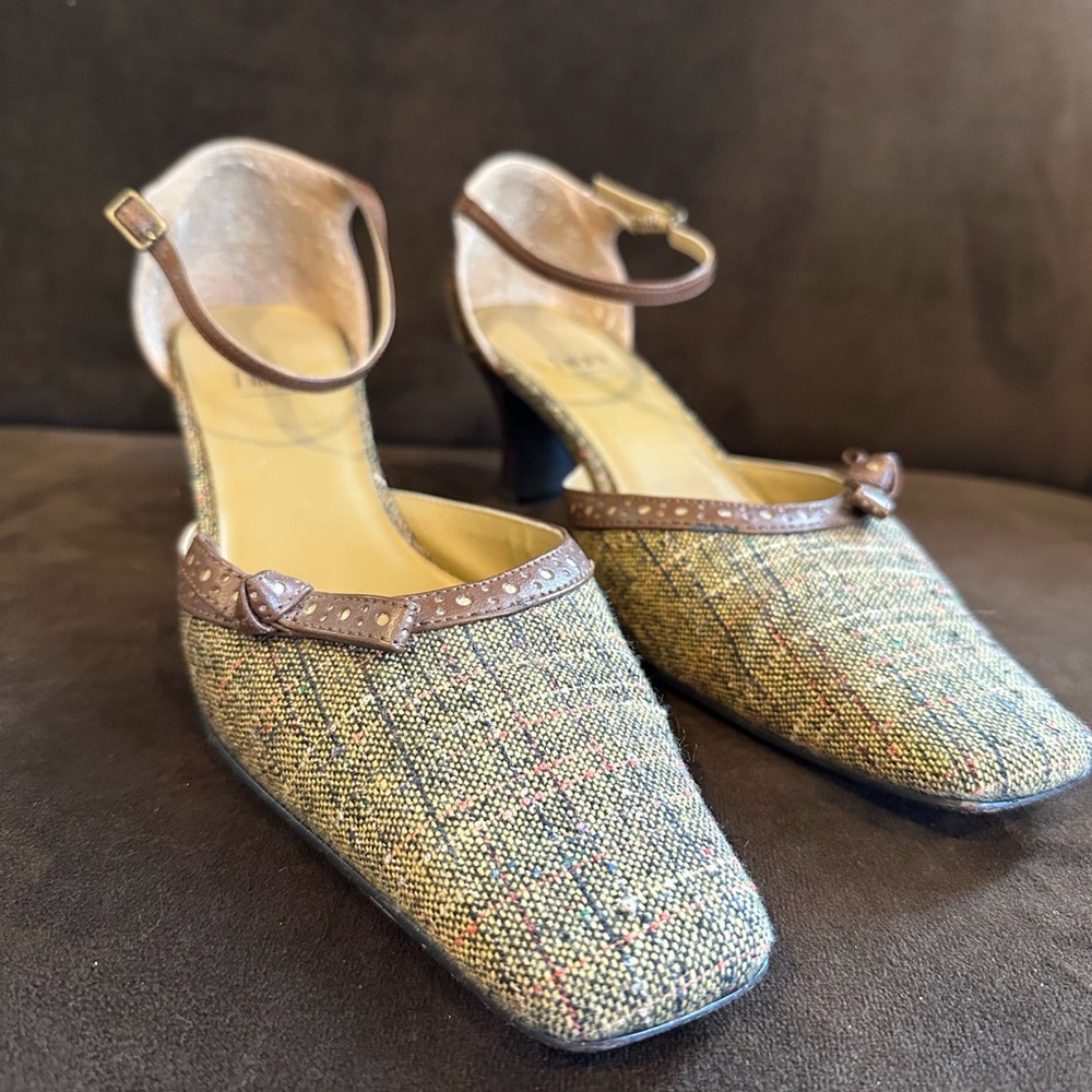 Impo Tweed Mary Jane low pumps
